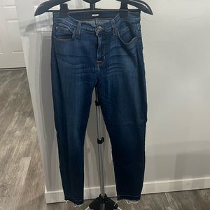 Hudson jeans. Style: midrise Natalie. Size 28.